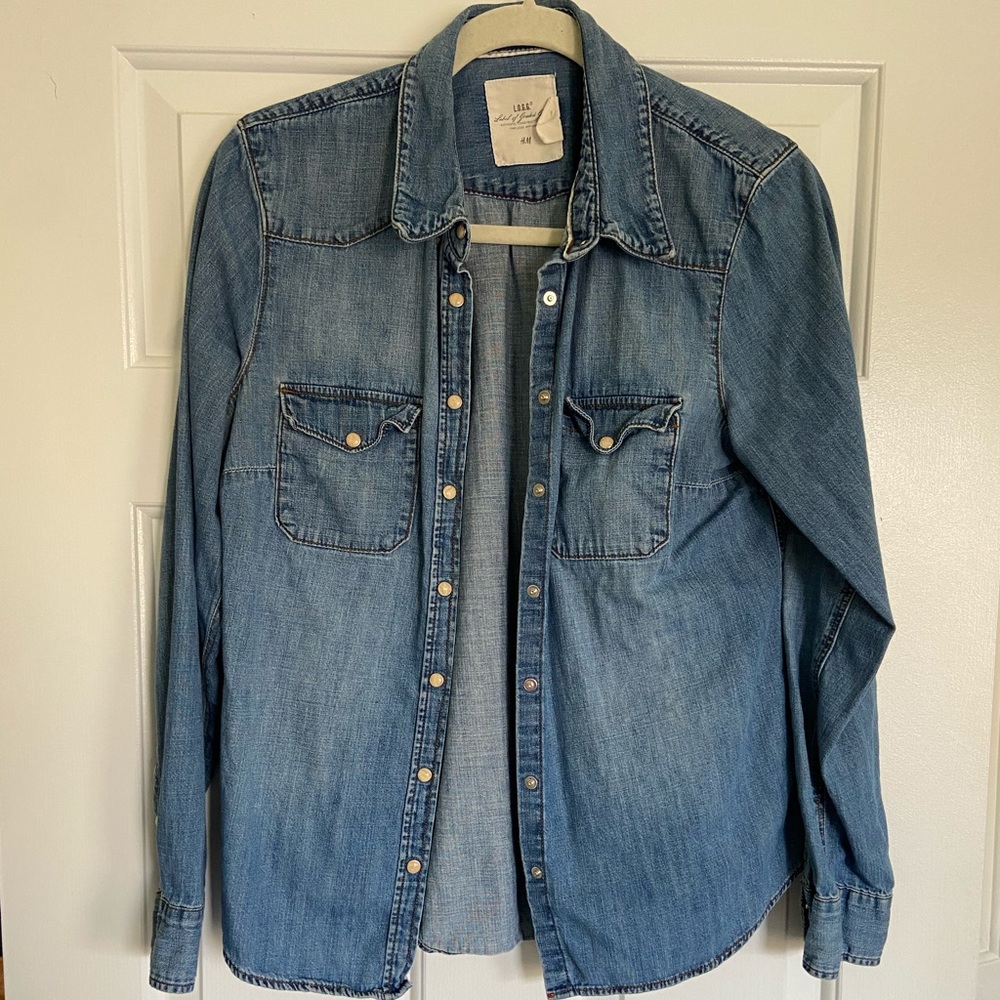 Denim shirt - great with leggings!